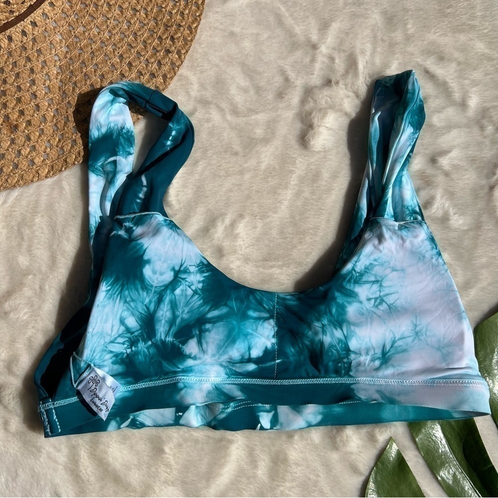 Dippin' Daisy's Tie Dye Festival Scoop Neck Bikini Top - Picture 5 of 8